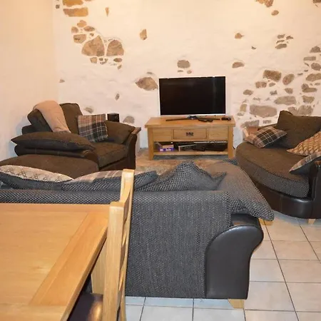 Spacious Stone In Holiday home *